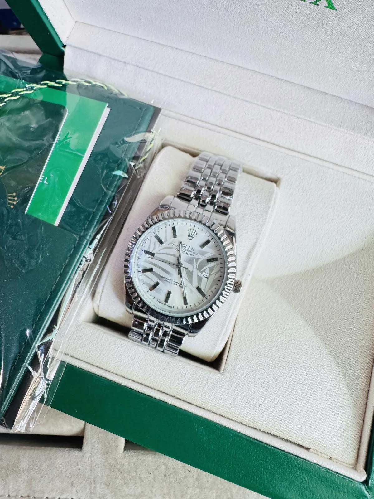 Жіночий годинник кварцовий С1033